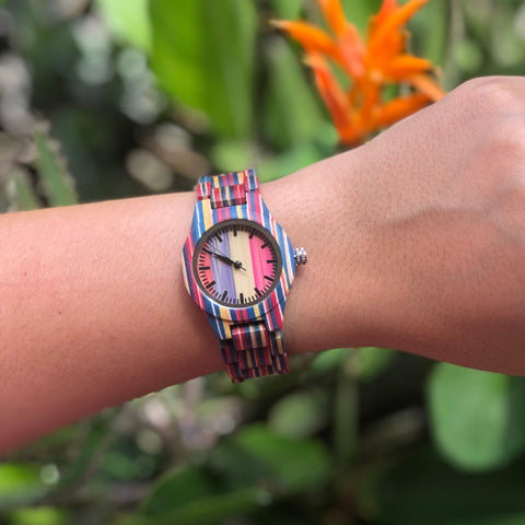 BURANO // Reloj de Madera