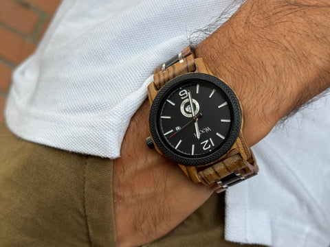 ALICANTE // Reloj de Madera