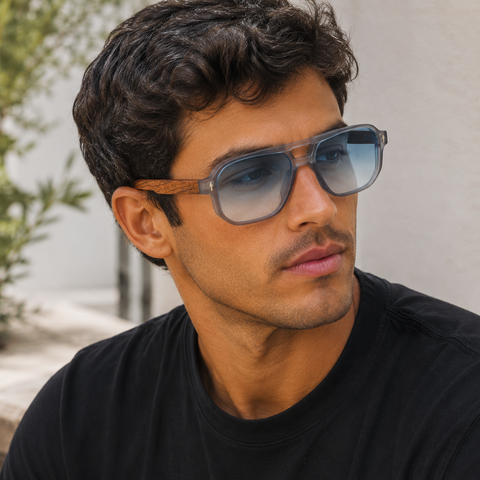 HIGH VOLTAGE - GRAY TRANSLUCENT // Gafas de Sol con Madera