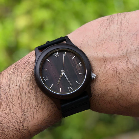 SALTA // Reloj de Madera y Cuero