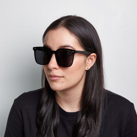 CORNUCOPIA - BLACK // Gafas de Sol